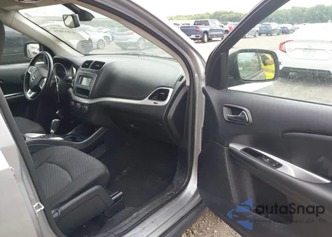 2019 Dodge Journey Se from USA, damaged, VIN 3C4PDCBG6KT869383